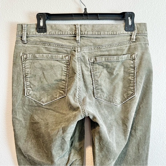 LOFT Ann Taylor Skinny Crop Corduroy Pants Olive Green Ankle Moto Style Size 6 - Picture 9 of 11